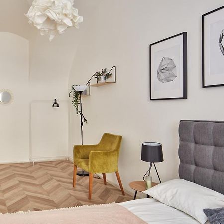 Cozy Flat In New Town By Prague Days Appartement Buitenkant foto